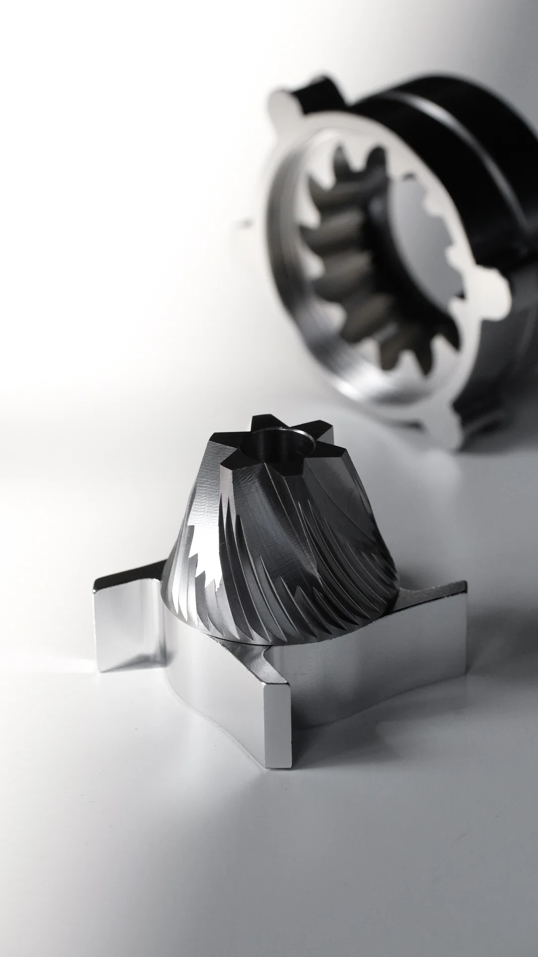 Supernova Stainless Steel 63mm Conical Burrs for VS6 Grinder - Image 2